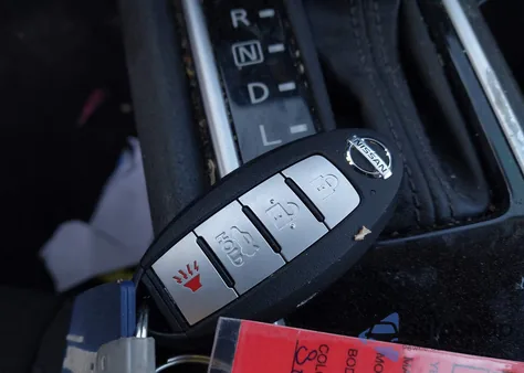 2023 Nissan Sentra Sv Xtronic Cvt z USA, uszkodzony, nr VIN 3N1AB8CV7PY288431